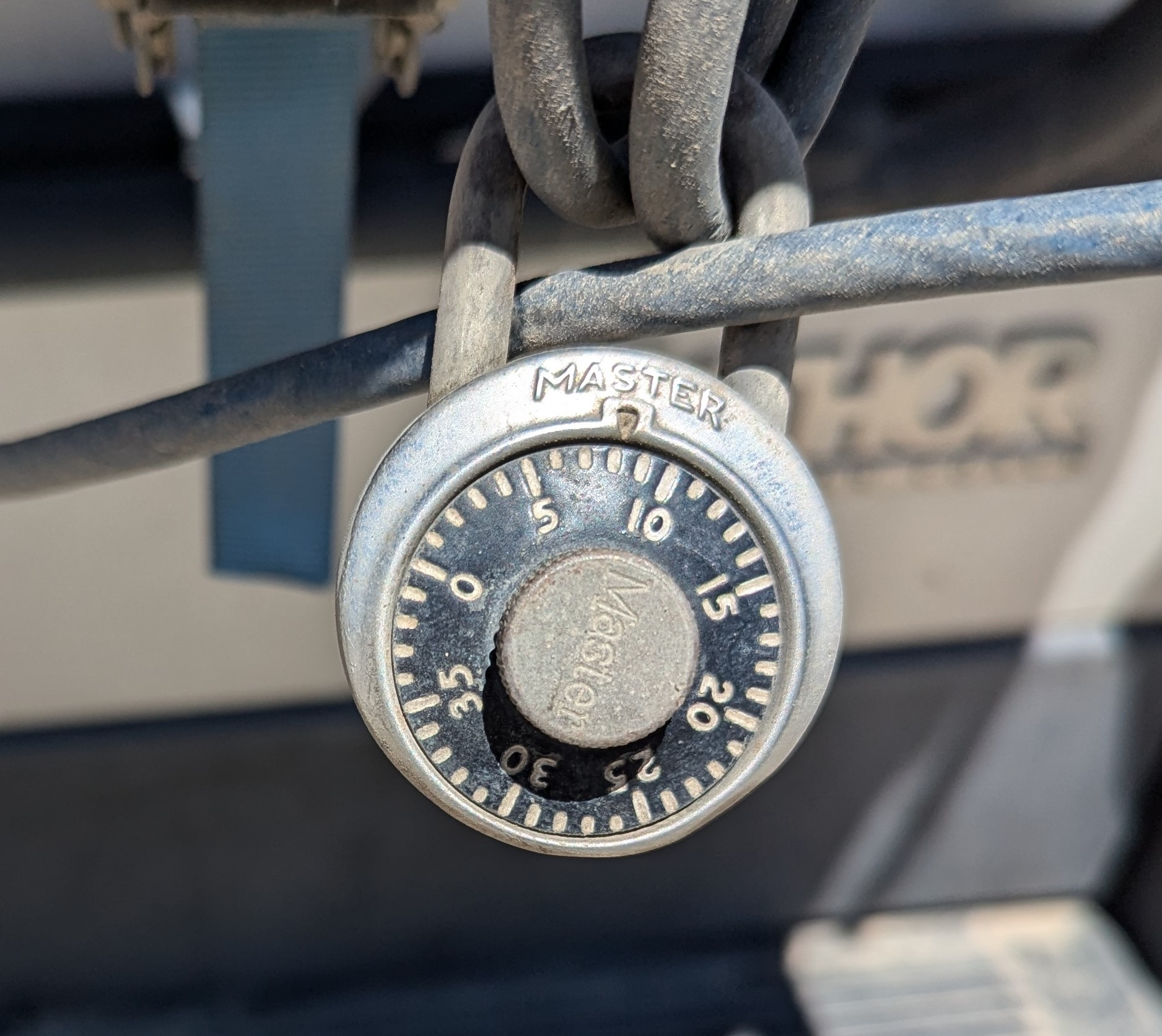 b3921cac-0509-4457-8ccf-619bed38e74d_Lock.jpg