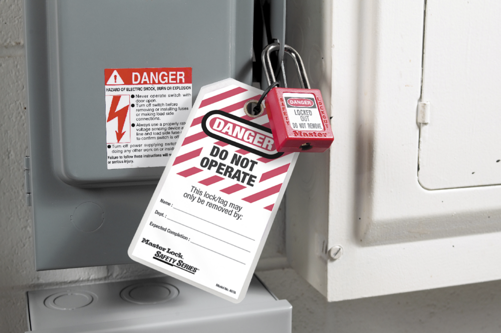 Master Lock 497A Lockout Tag with 410 Padlock